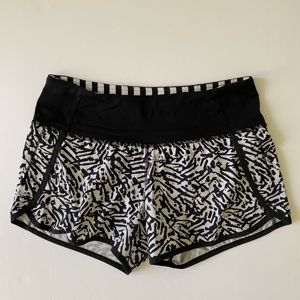 Lululemon Run Times Shorts Size 4